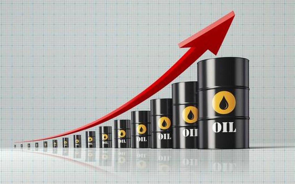 ارتفاع أسعار البترول 2.5% لتوقع بانخفاض تخمة المعروض وهبوط الدولار
