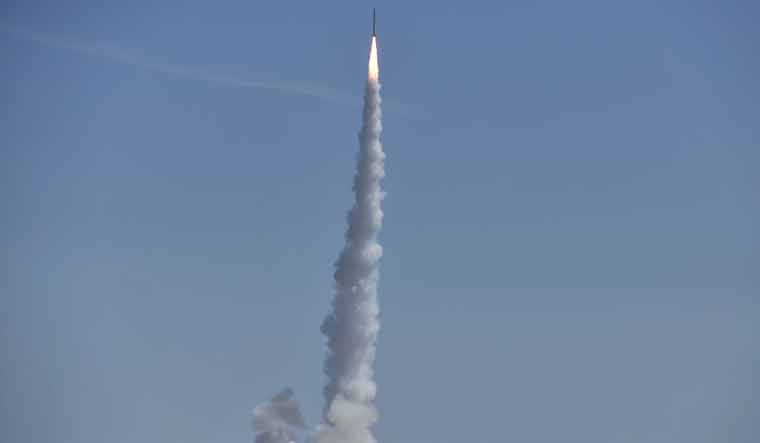 صاروخ أس دي-3 التجاري الصيني سيقوم بأول رحلة في عام 2022