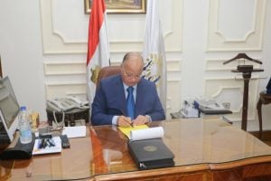 محافظ القاهرة يعتمد نتيجة الفصل الدراسي الأول للإعدادية بنسبة نجاح 98.9%