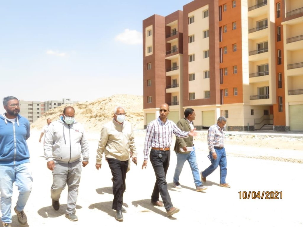 وزير الإسكان: 75% نسبة إنجاز «عمارات مدينة السلام» للسكن البديل