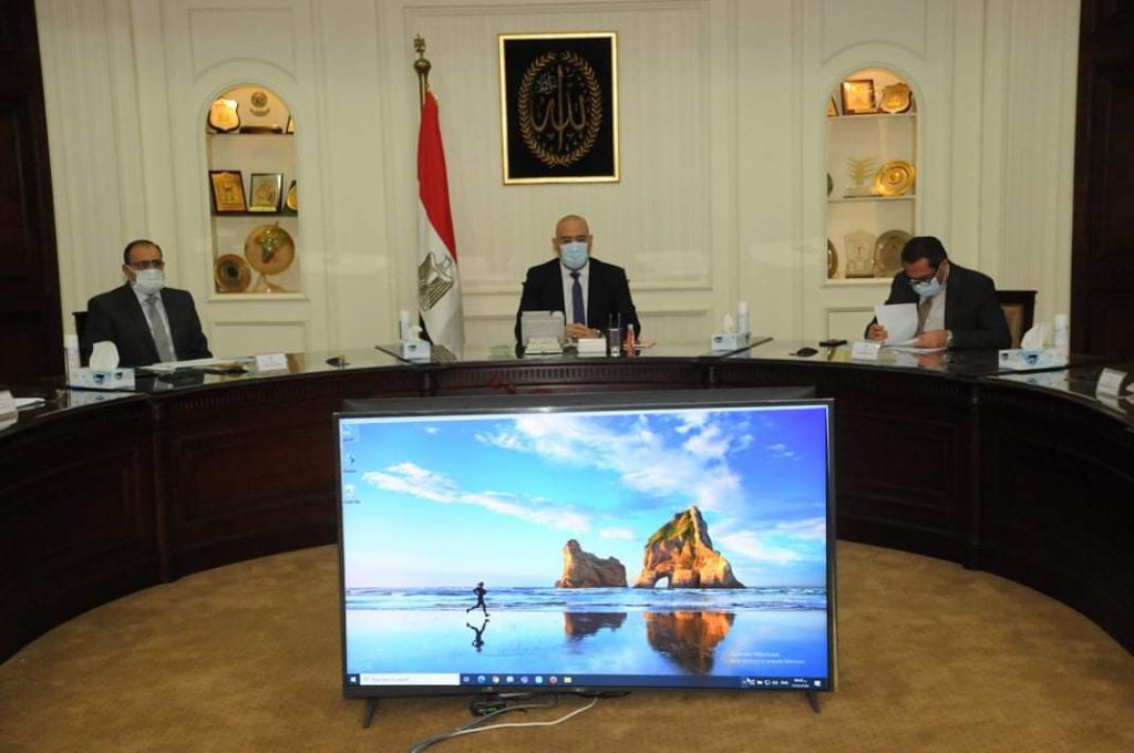 وزير الإسكان ومستشار الرئيس للتخطيط يتابعان خطط التنمية بساحل البحر الأحمر وجنوب سيناء