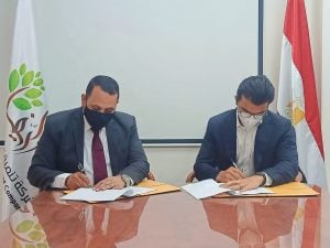 الريف المصرى توقع اتفاقية مع حسن علام القابضة لتشغيل محطات الطاقة الشمسية