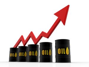 أسعار البترول تقفز 4.6% لبرنت لارتفاع الطلب وتهبط 0.5% للخام الأمريكى