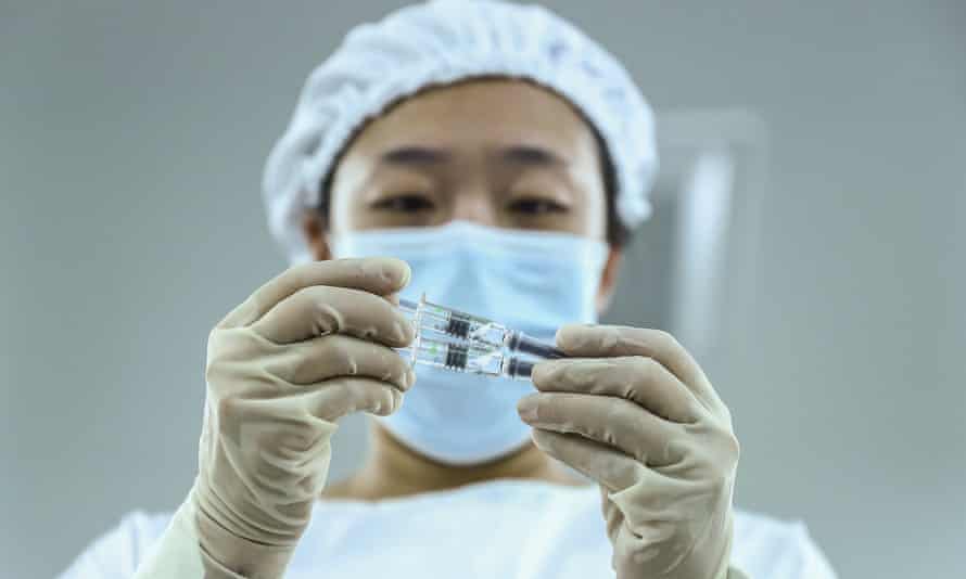 "الصحة العالمية" تقر لقاح سينوفارم الصيني للاستخدامات الطارئة