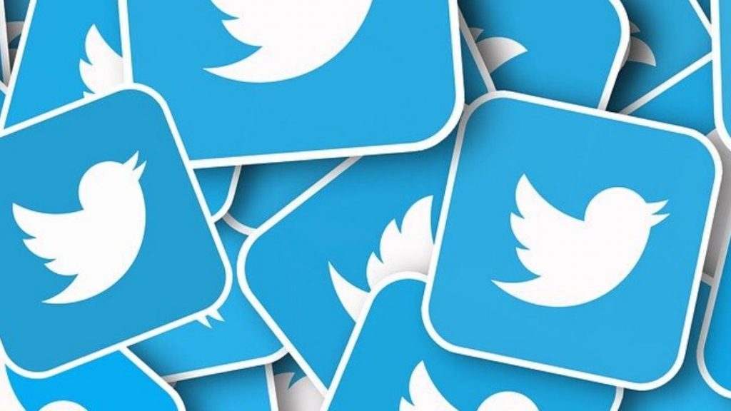 هيئة روسية: تويتر يحذف المحتوى المخالف ببطء ويستغرق أكثر من 3 أيام