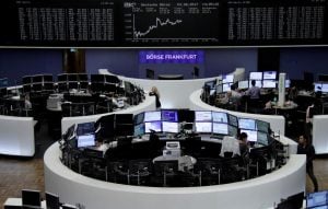 الأسهم الأوروبية تصعد الجمعة بقيادة البنوك البريطانية