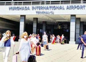 اتحاد السياحة الروسي يبحث مع نظيره المصري زيادة عدد الرحلات الجوية بين البلدين