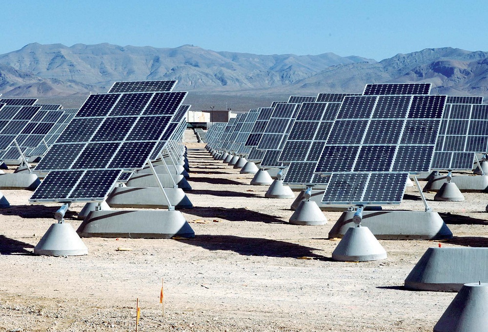 7 شركات عالمية تشترى كراسة شروط محطة الغردقة الشمسية 