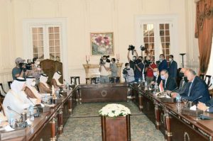 جلسة مباحثات بين وزير الخارجية ونظيره القطري في قصر التحرير