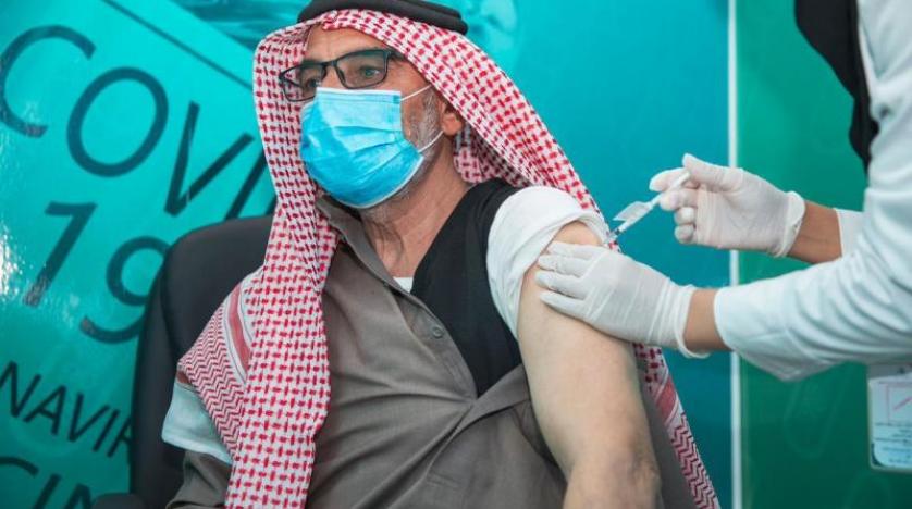 السعودية: إمكانية إعطاء جرعتين من لقاحين مختلفين لـ كورونا بشكل آمن وفعال