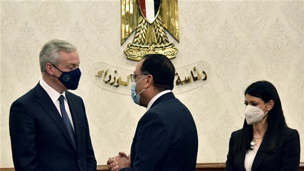 فرنسا تعفي مصر من عمولة «ضمان المخاطر»