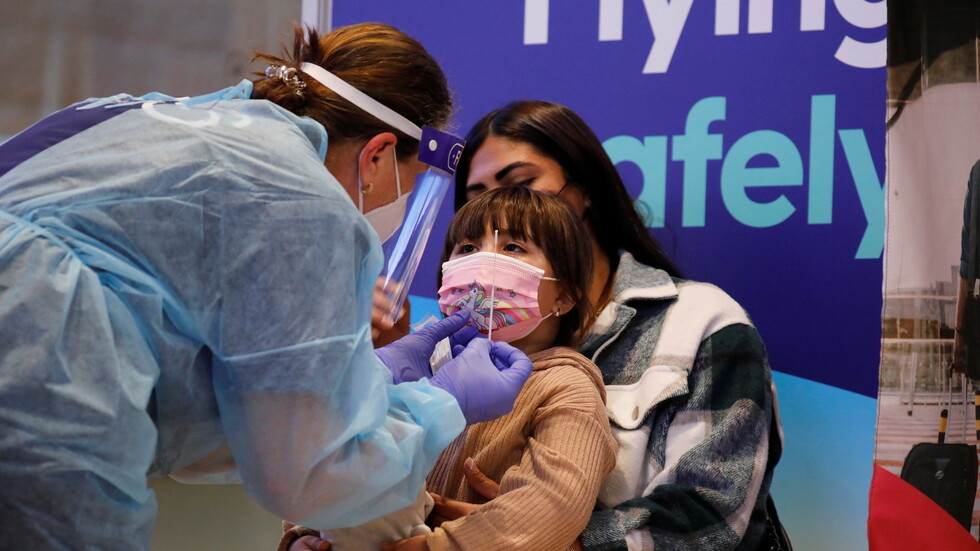 إسرائيل تبدأ في تطعيم المراهقين  ضد كورونا
