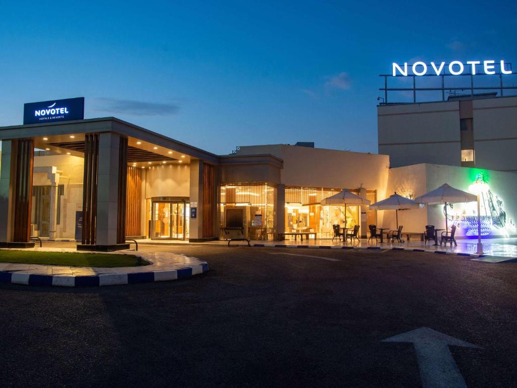 «آشـتى» تخطط لتطوير 24 غرفة بفندق نوفوتيل المطار بتكلفة 6 ملايين جنيه