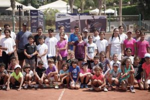 نادي بالم هيلز وأكاديمية «رافا نادال» تعقدان معسكرًا لتدريب ناشئي التنس