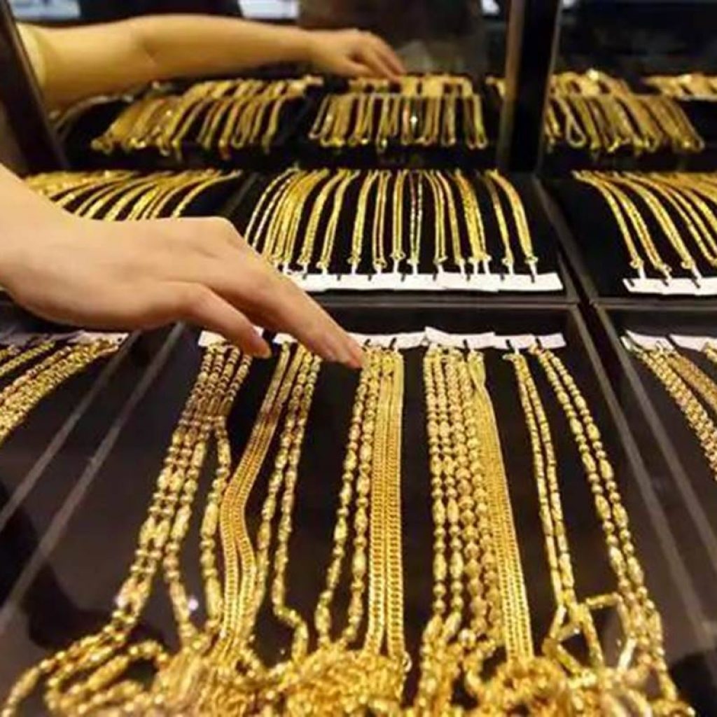 أسعار الذهب اليوم في مصر الإثنين 2-8-2021.. وتراجع عيار 21