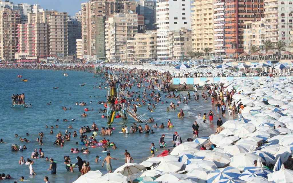 استئناف الحجز الإلكتروني لشواطئ الإسكندرية عقب توقفه بإجازة عيد الأضحى