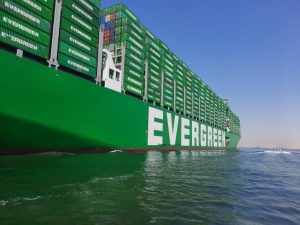 قناة السويس تشهد عبور «EVER ACE» أكبر سفينة حاويات فى العالم