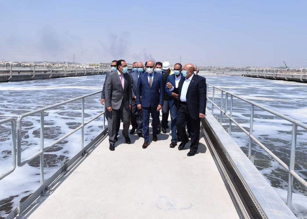 رئيس الوزراء يتفقد أعمال توسعات ورفع كفاءة محطة معالجة مياه صرف صحى أبورواش بالجيزة