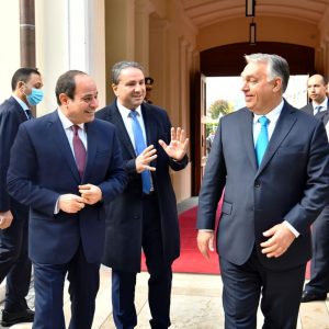 رئيس وزراء المجر يشيد بالطفرة التنموية في مصر ويؤكد تطلع بلاده لتعزيز الاستثمارات المتبادلة