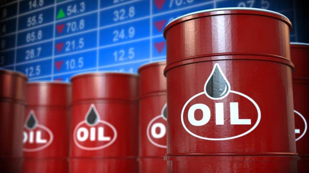 أسعار النفط العالمية تصعد وسط استمرار المخاوف بشأن نقص الإمدادات