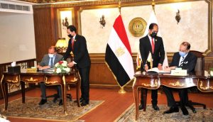 اتصالات مصر توقع بروتوكول تعاون مع وزارة العدل لتقديم خدمات الشهر العقاري في 17 محافظة