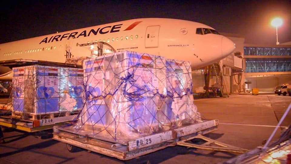 عبد الغفار : استقبال مليون جرعة من لقاح «أسترازينيكا» بمطار القاهرة الدولي