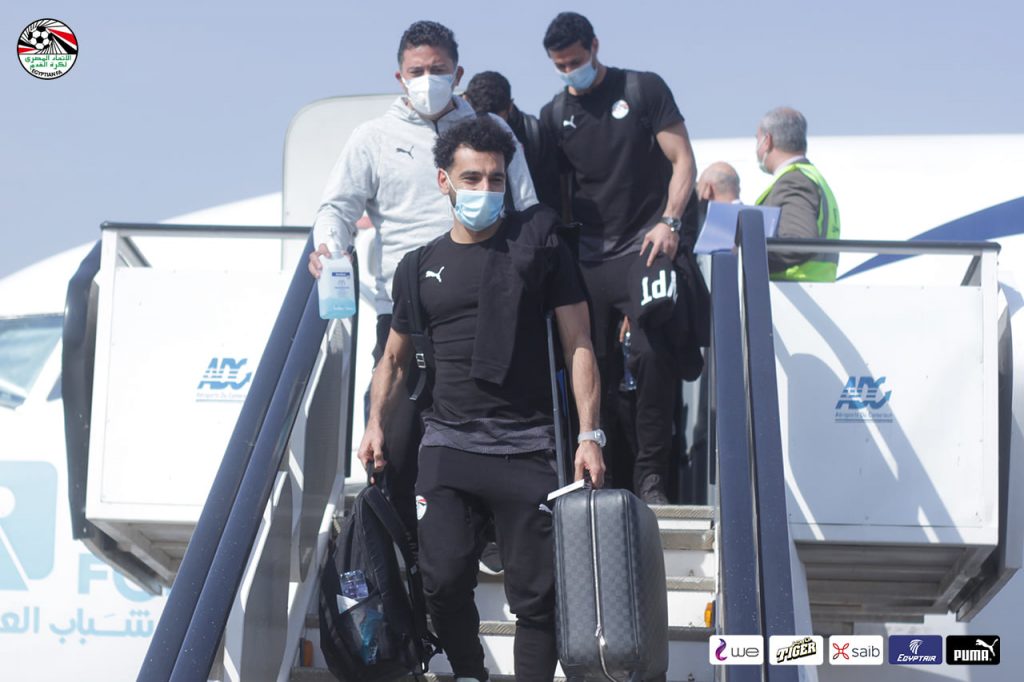 منتخب مصر يصل إلى جاروا الكاميرونية استعدادًا للمشاركة في أمم إفريقيا (صور)