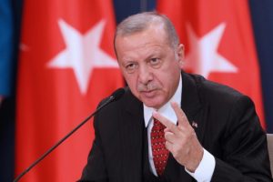 أردوغان يهدد بنبذ فكرة الانضمام للاتحاد الأوروبي بعد تقرير ينتقد تركيا