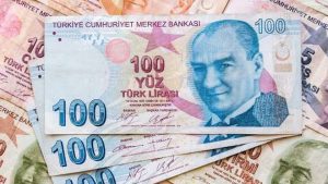 سعر الليرة التركية عند أدنى مستوى لها على الإطلاق