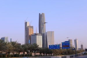 الصندوق السيادي السعودي يعتزم ضخ 10 مليارات دولار في الأسواق المالية