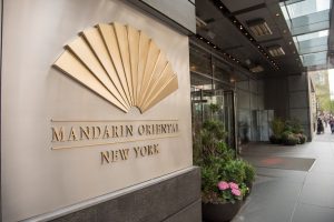 الملياردير موكيش أمباني يشتري حصة في فندق بنيويورك مقابل 98.15 مليون دولار
