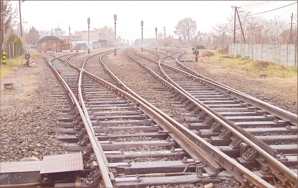 «المعصرة للصناعات الهندسية» تُورِّد 660 ألف مسمار « فوسلو» للسكة الحديد