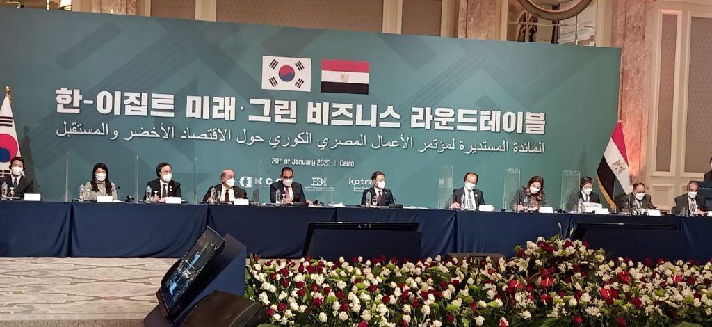 أحمد هيكل: إمكانية التعاون المشترك بين مصر وكوريا للعمل كمركز إضافي لتوطين الصناعات
