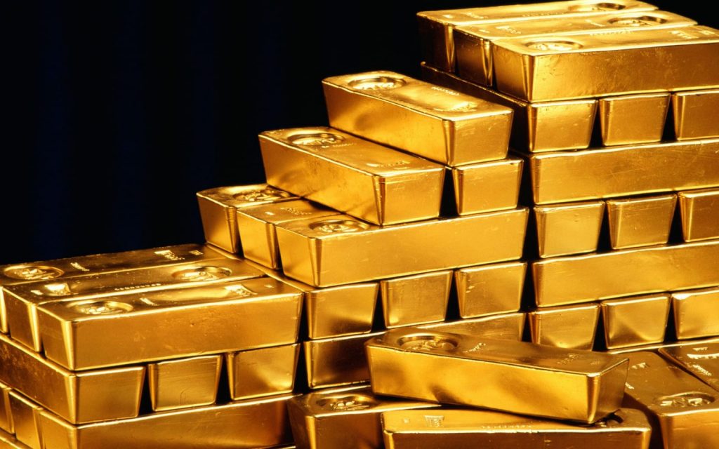 سعر الذهب يصعد عالميا مع انخفاض الدولار وسط ترقب تقرير التوظيف الأمريكى