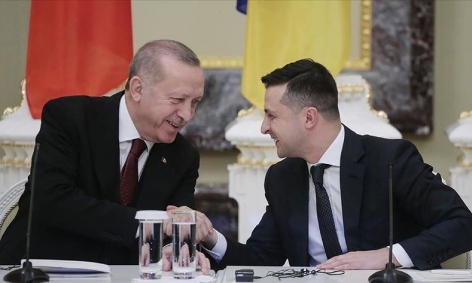 رئيس أوكرانيا يشكر أردوغان: "تركيا دعمتنا عسكريا وإنسانيا"