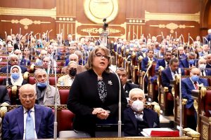 وكيلة الشيوخ تطالب القطاع السياحي المصري بأن يكون صديقاً للبيئة