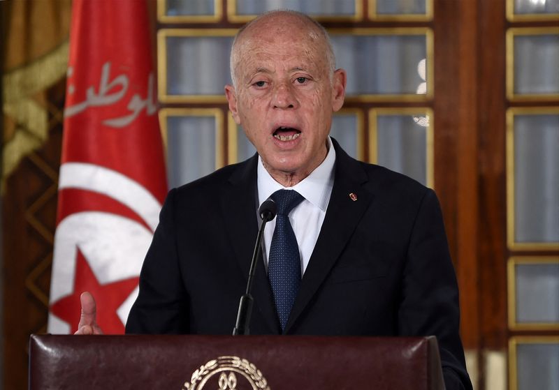 في تصعيد لأزمة قضاة تونس.. الرئيس يمنح نفسه سلطة العزل والاعتراض على الترقية