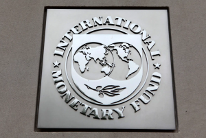 صندوق النقد يرفع توقعاته لمعدل التضخم العالمي بسبب أسعار الغذاء والطاقة واختلالات العرض والطلب