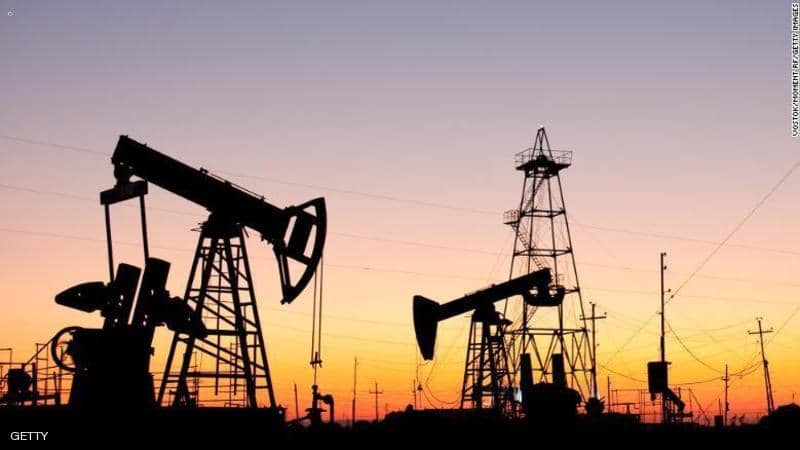 محللون: طرد روسيا من سويفت سيرفع أسعار النفط لأعلى من 100 دولار بكثير