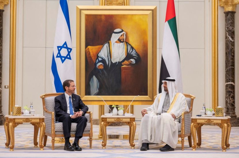 الصناديق السيادية في الإمارات تبحث استثمار 10 مليارات دولار في إسرائيل