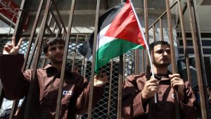 مسئول فلسطيني: إجراءات إسرائيل تجاه الأسرى تقود إلى «انفجار واسع»