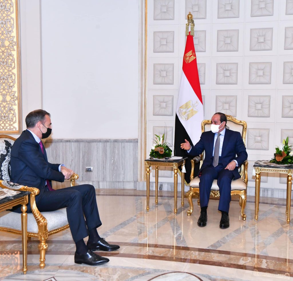 السيسى يؤكد دعم مصر لتطوير العلاقات مع شركة «بي بي»