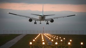 روسيا ترد على أوروبا وتقرر حظر شركات طيران من 36 دولة
