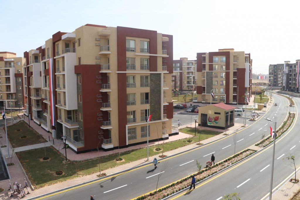 «الإسكان»: افتتاح 47.8 ألف وحدة سكنية و34 مشروعًا خدميًا فى 3 مدن