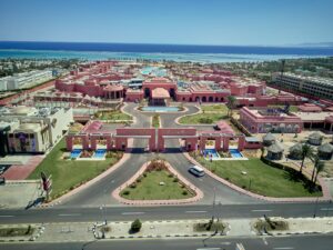 مجموعة بيك الباتروس تفتتح فندقا جديدا لها في شرم الشيخ (صور)