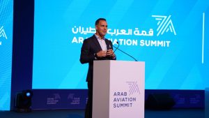 «قمة العرب للطيران» توصي بضرورة رفع حجم الاستثمار في تكنولوجيا القطاع