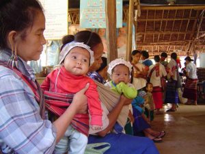 بعد انخفاض المواليد لأدنى مستوى منذ 60 عامًا.. تايلاند تحفز سكانها على كثرة الإنجاب
