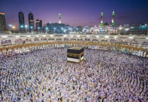 السعودية: 2.3 مليون معتمر خلال شهر مارس الماضي