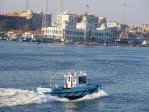اعتبارا من أبريل الحالى.. «قناة السويس» تدمج شركتي «الإنشاءات البحرية» و«البورسعيدية» رسميا