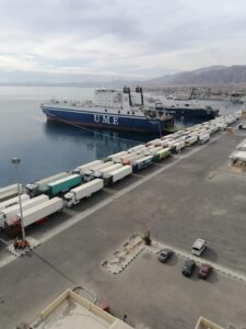 تداول 13 ألف طن و856 شاحنة بضائع بموانئ البحر الأحمر اليوم